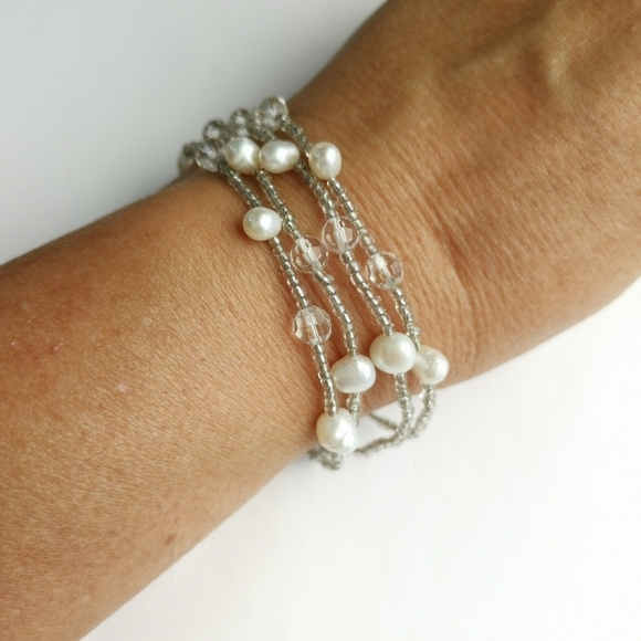 Atelier Jewelry - Genuine White Freshwater pearl bracelet